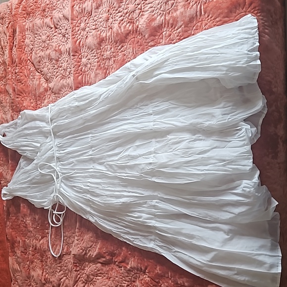 Gap Pleated Tiered Maxi Dress Size Large - Picture 6 of 6